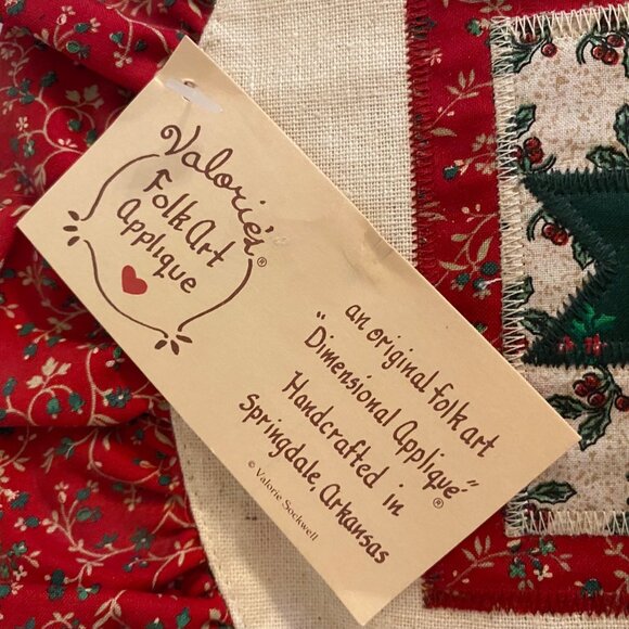 Valerie Folk Art Antique Applique Christmas Table Topper Teddy Bear Sheep Quilt - Picture 2 of 7